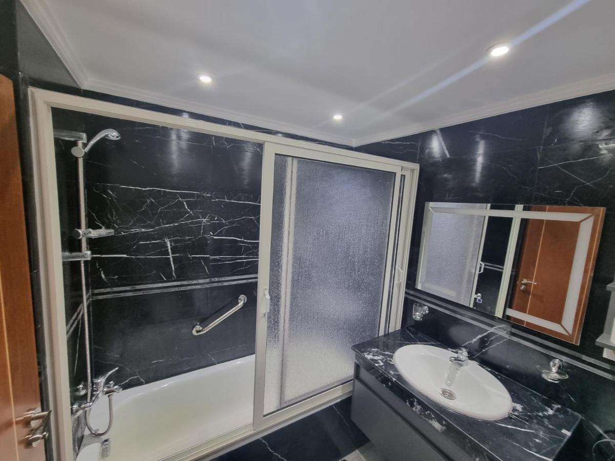 Appartement De Prestige, Vue Kasbah, Mer Et Vieux Port Tanger Eksteriør bilde